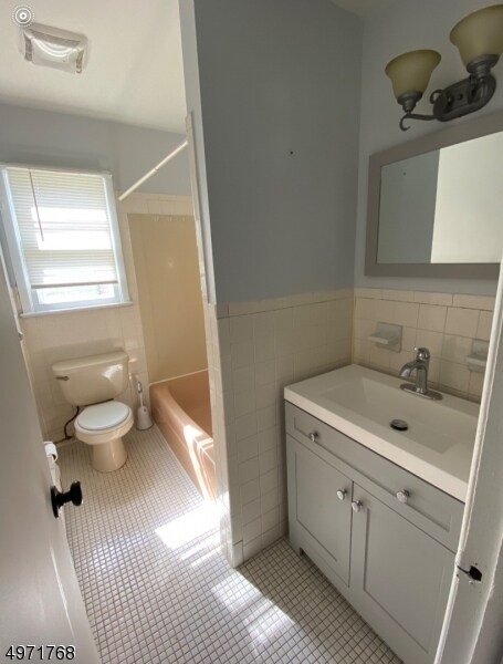 Foto del edificio - 11 Garbarino Ave