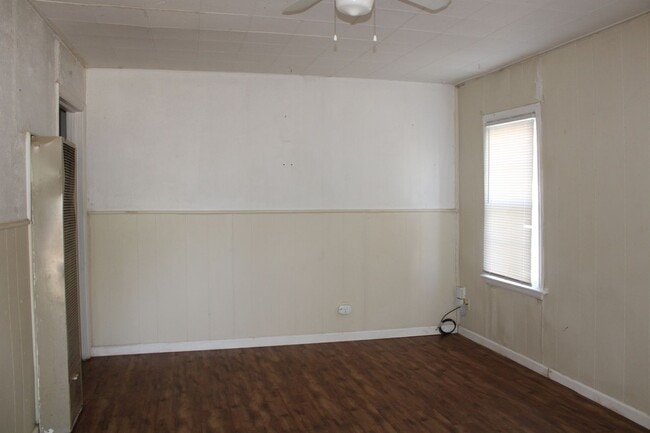 Photo - 2 Bed, Tinker Close & Garage! House