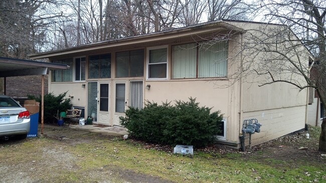Front View - 1024 Fountain St