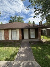 Building Photo - 8154 Jefferson Park Dr
