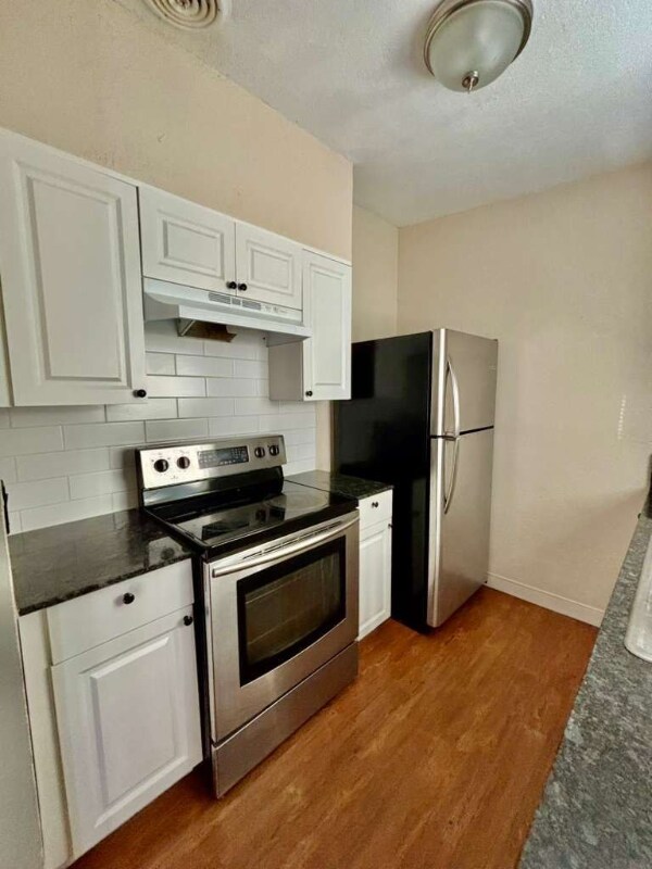 Foto del edificio - 4314 Silver Star Rd