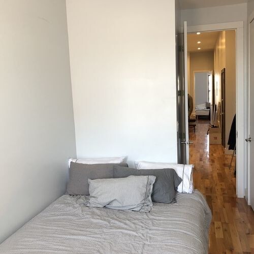 Foto del edificio - 88 Menahan St