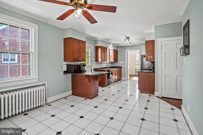 Building Photo - 4739 16th St N