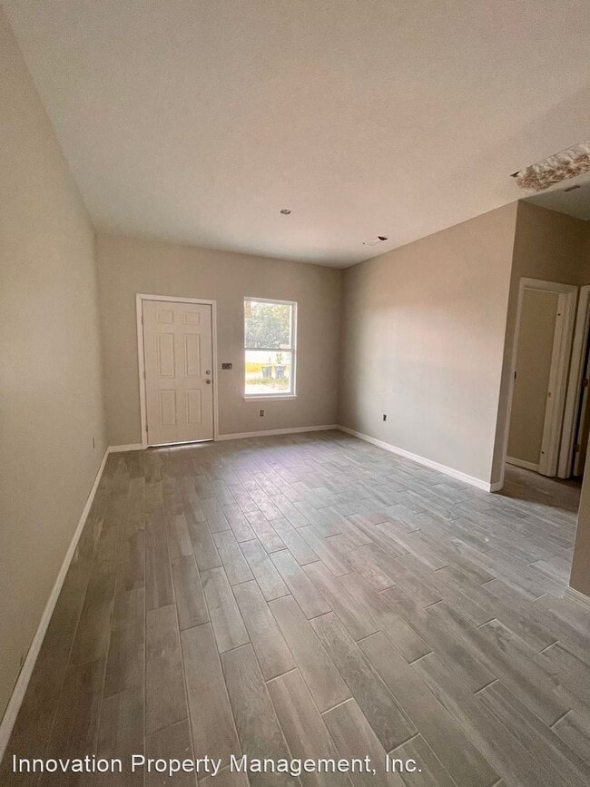 Building Photo - 3 br, 2 bath House - 722 Camel Court