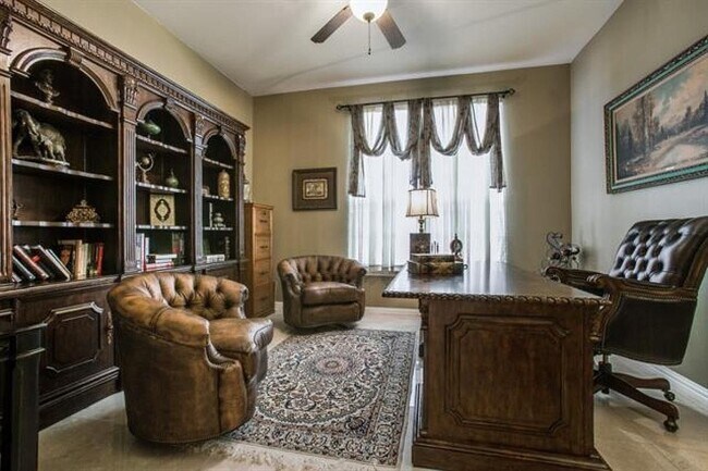 Study room - 7712 Saragosa Creek Dr