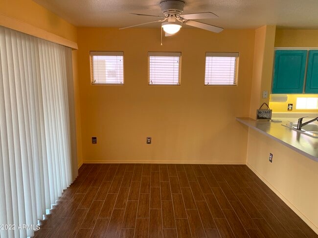 Building Photo - 2741 Glengarry Way