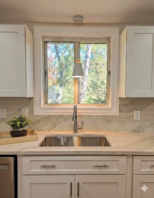 Foto del edificio - 58 Cutler Dr