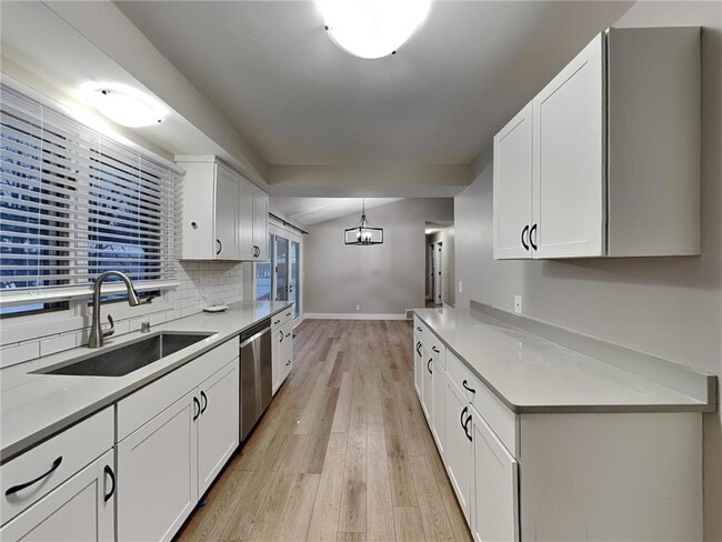 Foto del edificio - 8140 49th Ave N