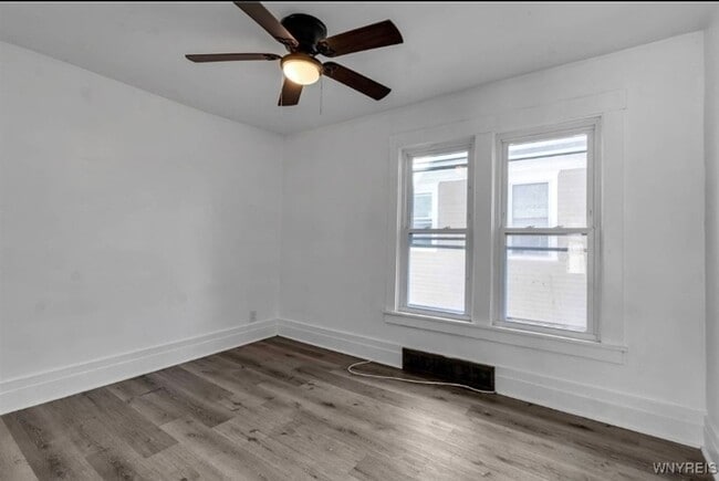 Building Photo - 137 Southside Pkwy