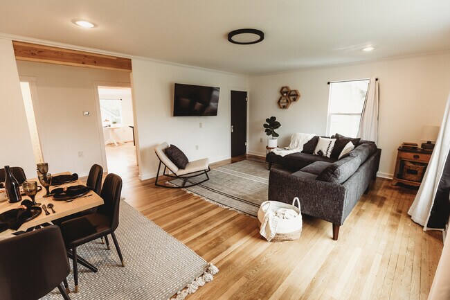 Foto del edificio - 207 E 9th St