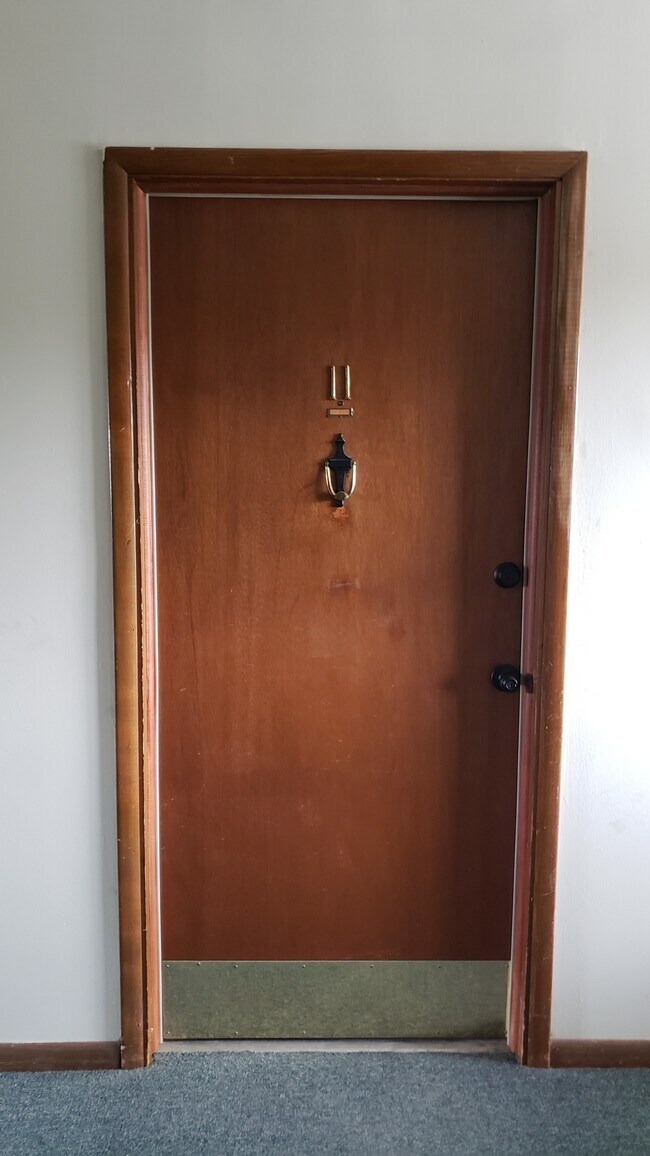 310 West St Unit 11, Lebanon, IN 46052 Condo for Rent in Lebanon, IN