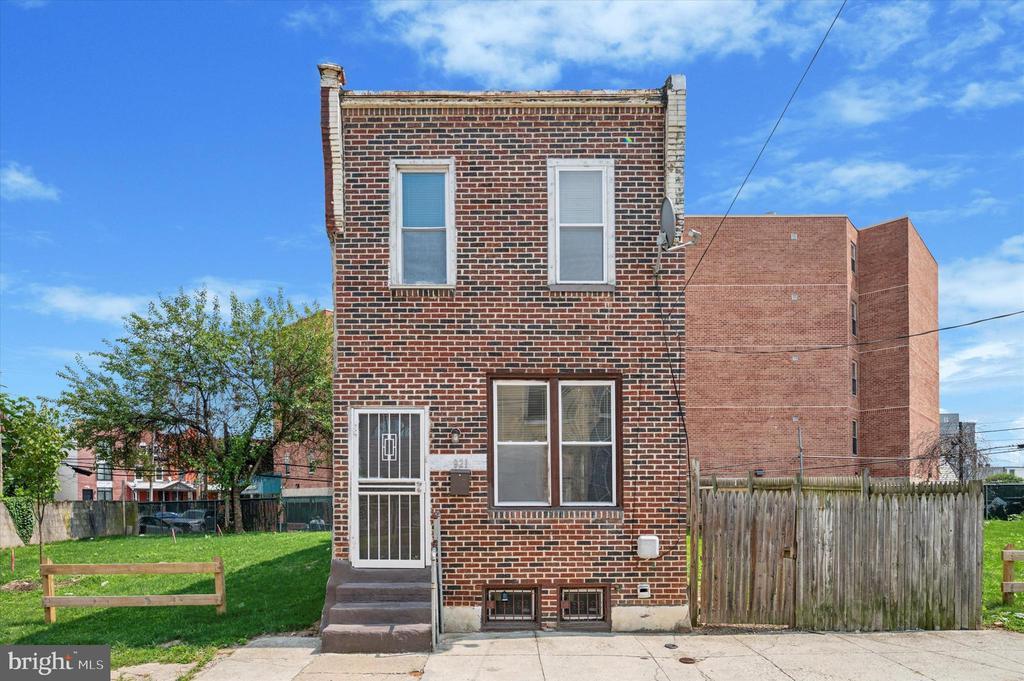 Foto principal - 921 N 45th St