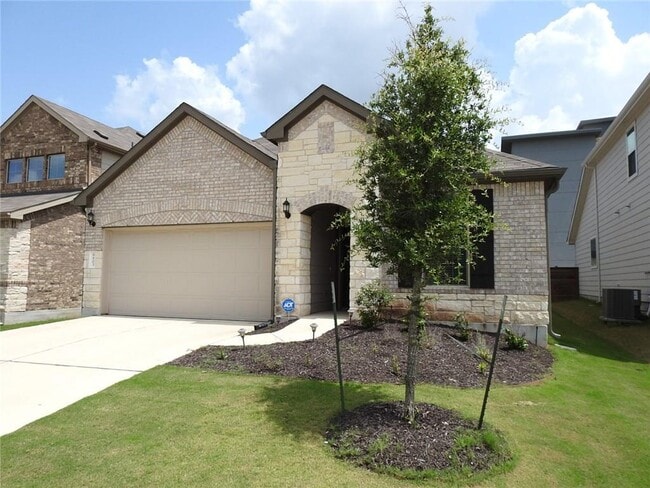 Building Photo - 9903 Quercia Dr