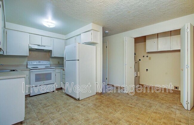 Building Photo - 3802 M St