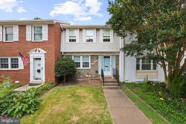 Foto del edificio - 8350 Glastonbury Ct