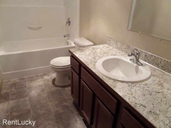 Foto del edificio - 3 br, 2 bath House - 22905 149th Ave. E