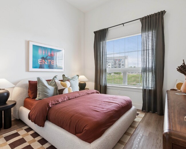 Foto del edificio - 4710 E 5th St.