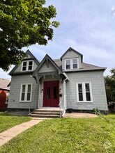 Building Photo - 1036 Santa Fe St