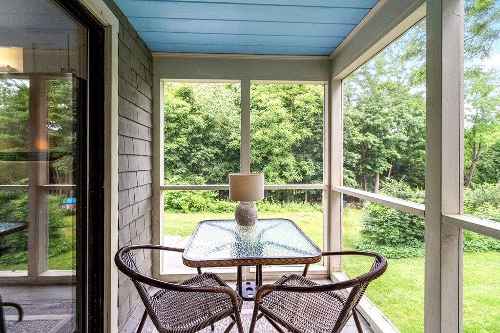 18 Ayer Rd Unit 2B, Harvard, MA 01451 Room for Rent in Harvard, MA