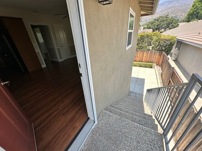 Foto del edificio - 752 Ocean View Ave