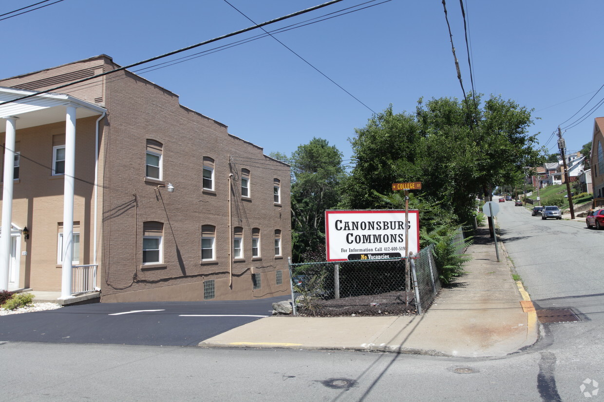 Foto del edificio - Canonsburg Commons