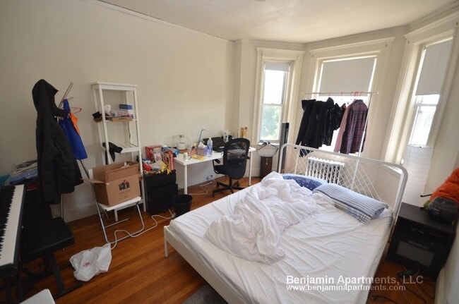 Building Photo - 1179 Boylston St