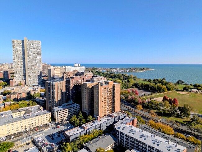 Foto del edificio - 3660 N Lake Shore Dr