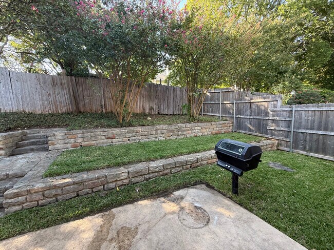 Foto del edificio - 7421 Buckskin Ct