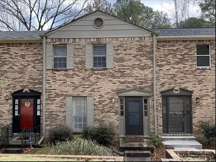 Primary Photo - 4593 Little River Rd