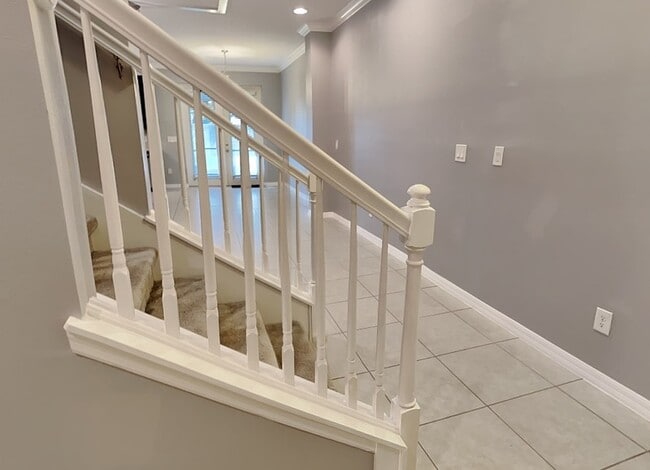 Building Photo - 4403 Gumbo Limbo Dr