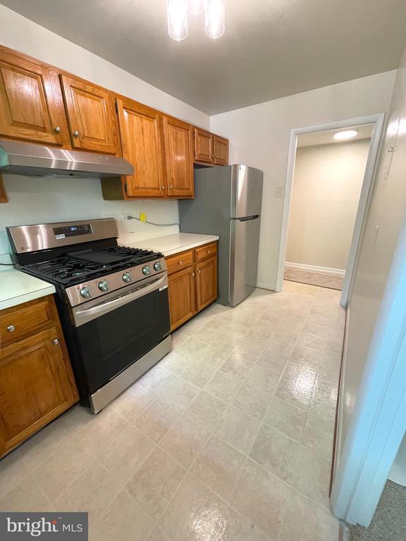 Foto del edificio - 10518 Weymouth St