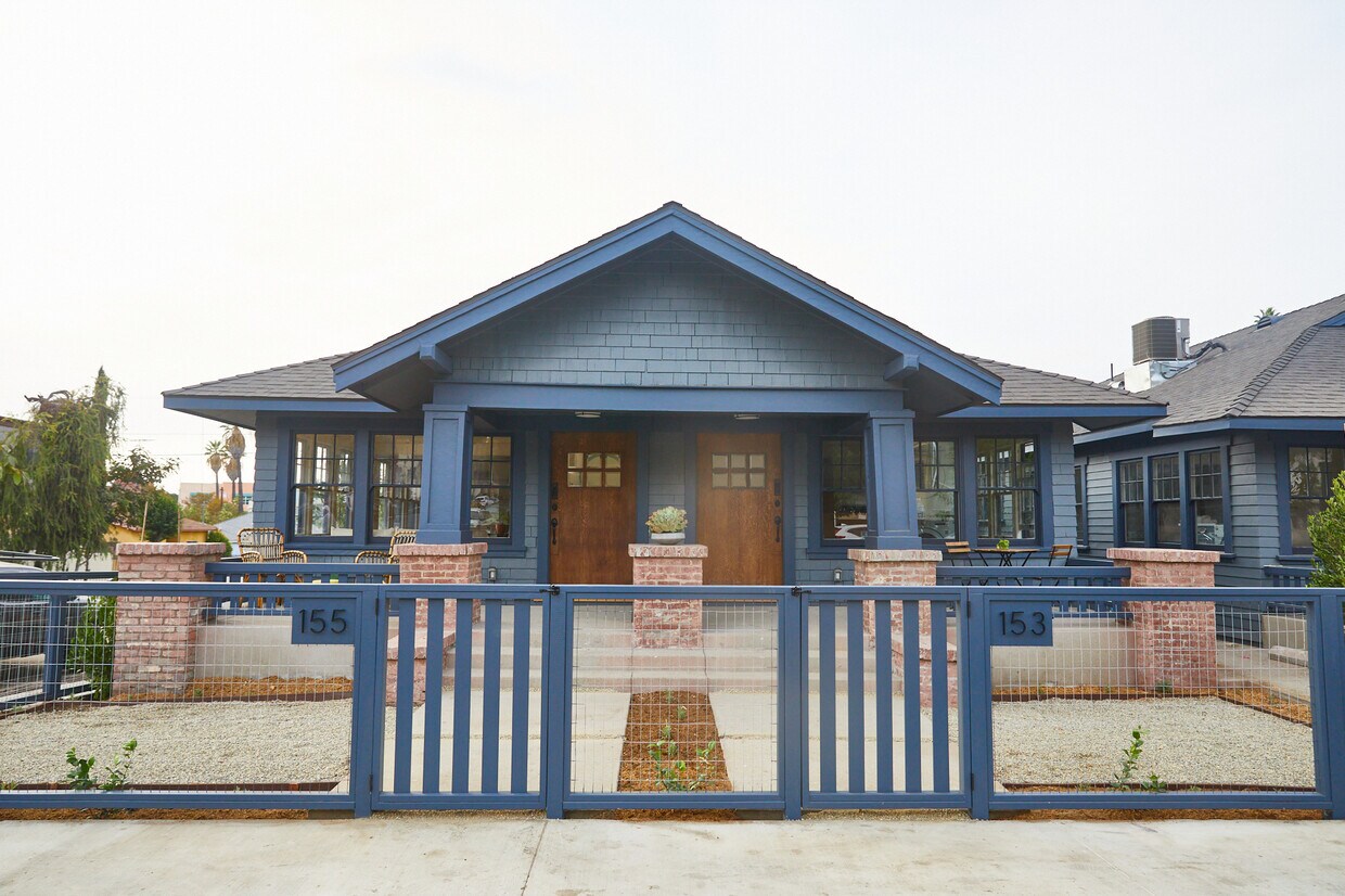 149 S Vendome St, Los Angeles, CA 90057 Townhome Rentals in Los