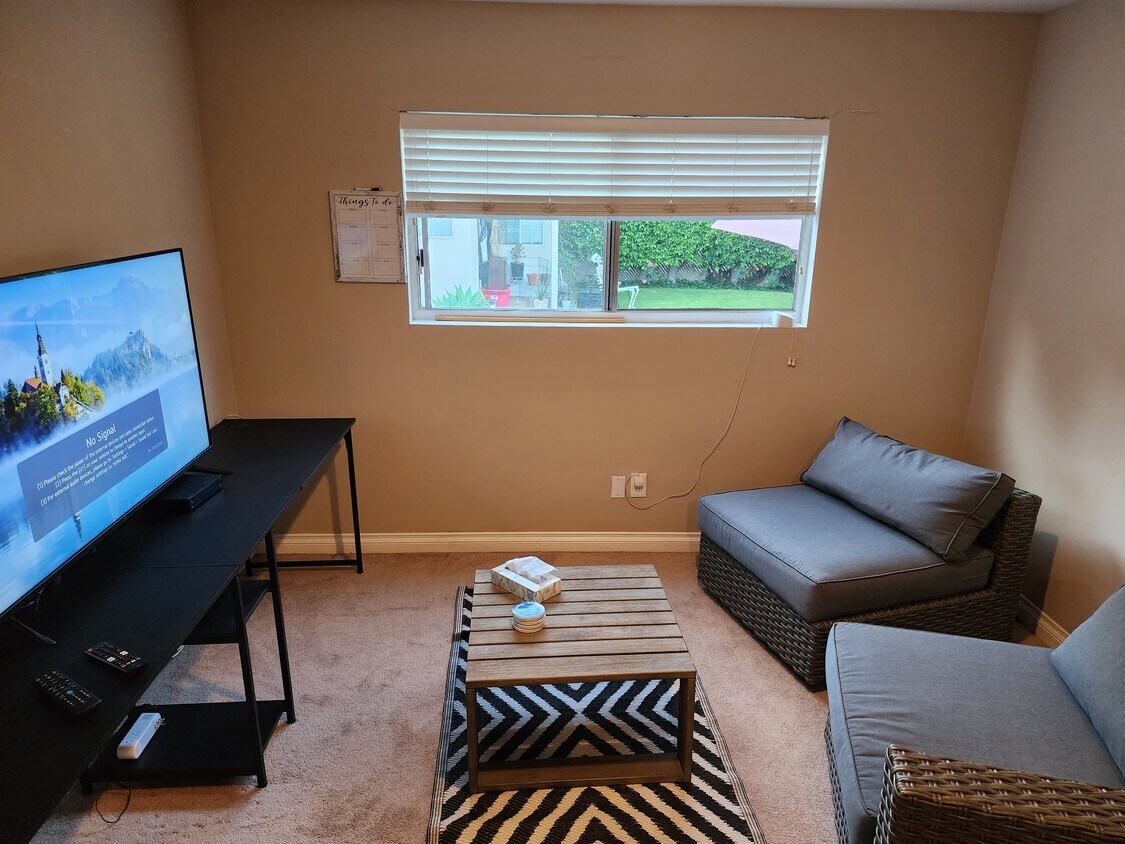 15219 Wyandotte St, Van Nuys, CA 91405 House Rental in Van Nuys, CA