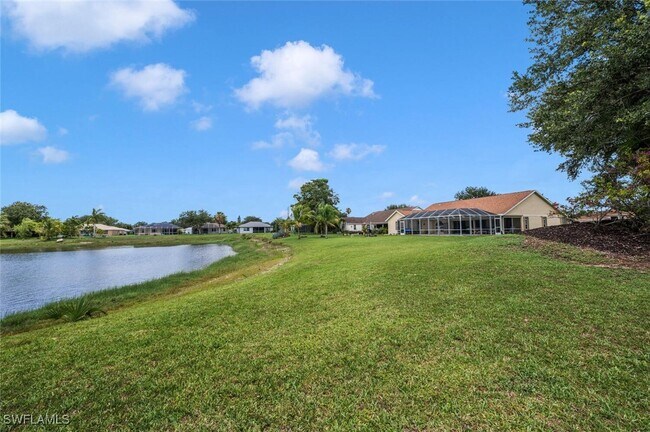 Building Photo - 1094 Grove Dr