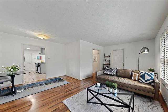 Foto del edificio - 7305 Lehigh Dr