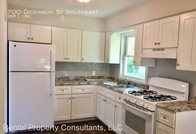 Foto del edificio - 700-704 Dickinson St SE