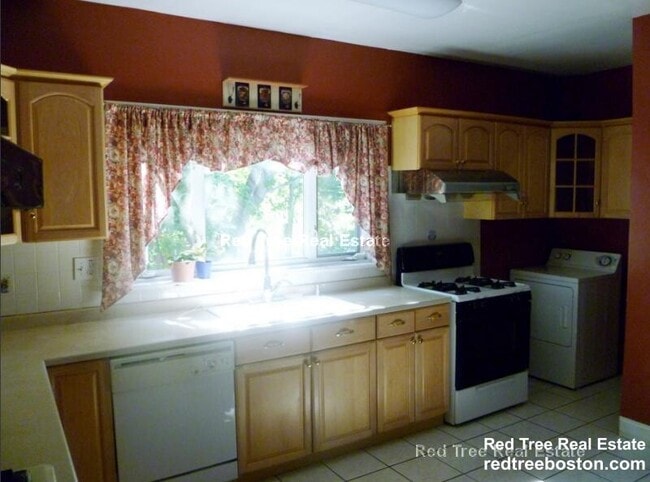 Photo - 12 Verndale St Apartment