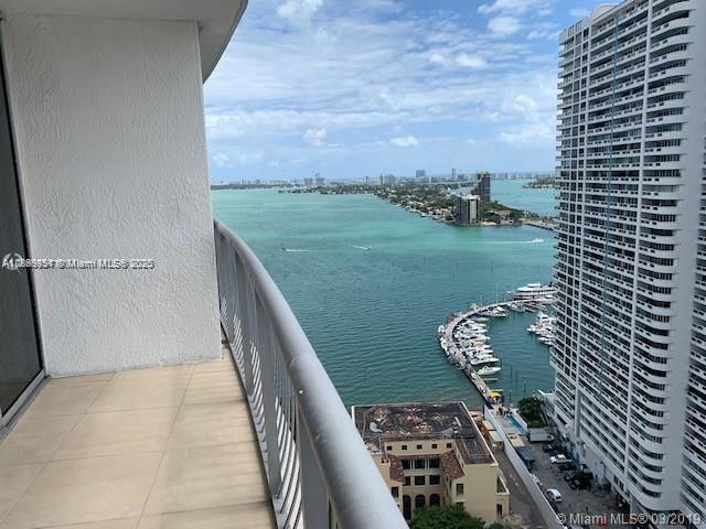 Primary Photo - 1750 N Bayshore Dr