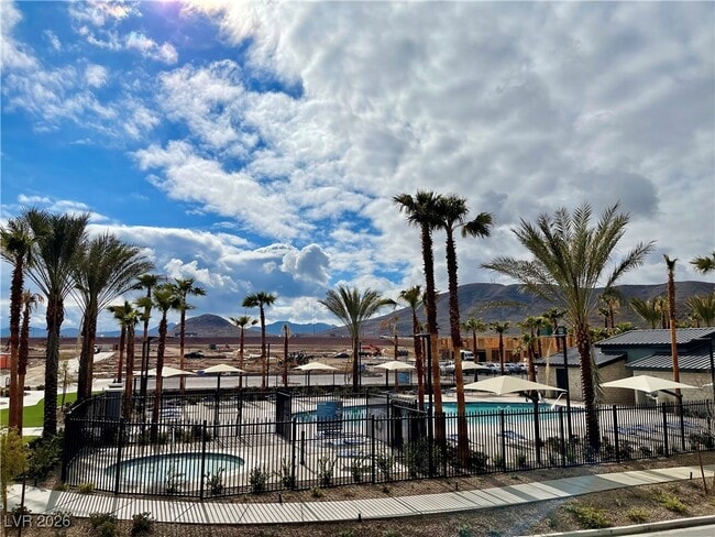 Building Photo - 12185 Scarlet Ember Rd