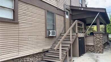 Building Photo - 954 N Gibbs St