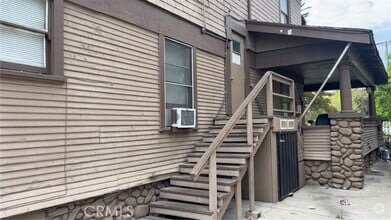 Building Photo - 954 N Gibbs St