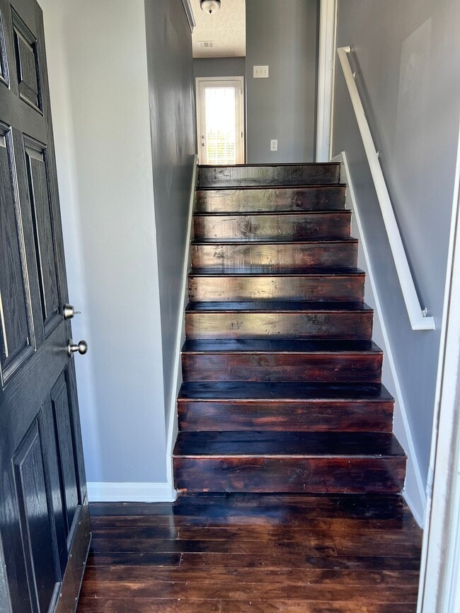 Entrance - 8095 Chapman Ter