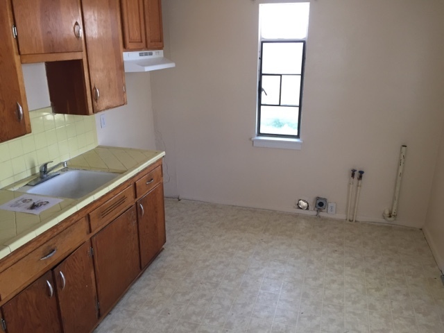 Foto del edificio - 2 Bed 1 Bath Duplex close to Ft. Bliss