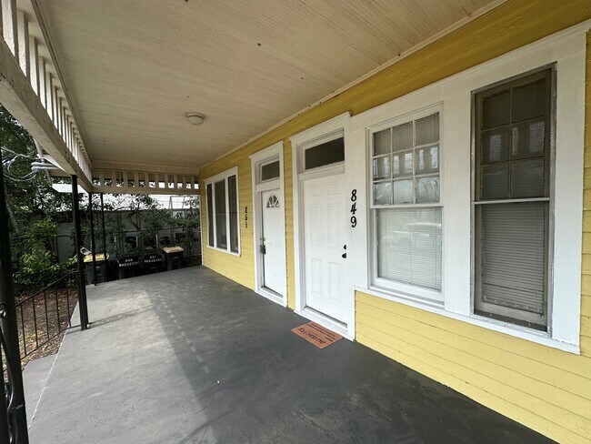Foto del edificio - 851 Broxton St