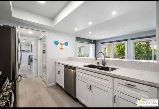 Building Photo - 1735 N Via Miraleste