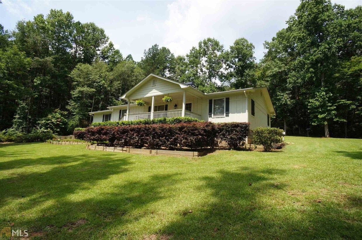 Primary Photo - 6010 Sandy Creek Rd