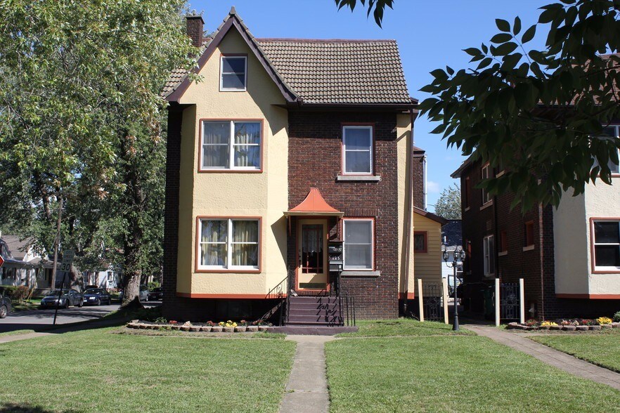 Primary Photo - 123 McKinley Pkwy