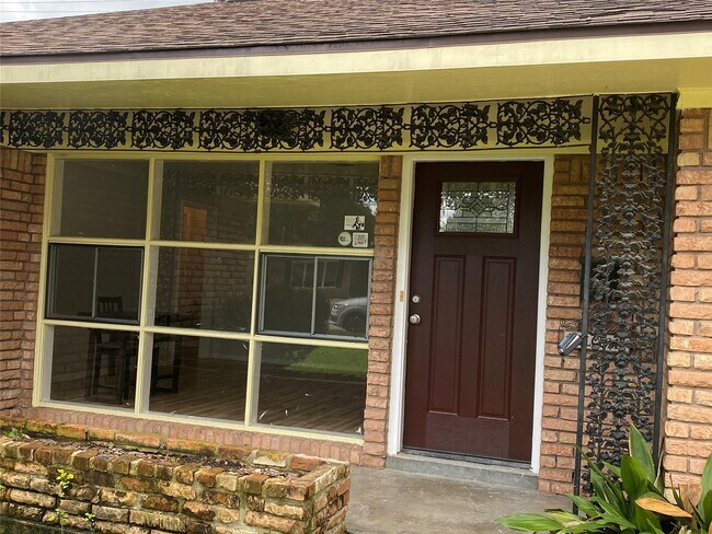 Foto del edificio - 4929 Libbey Dr