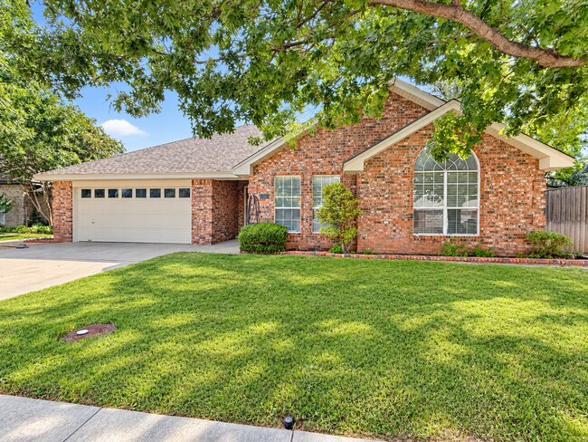 Building Photo - 3705 Edgemont Dr