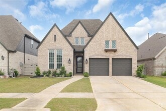 Building Photo - 5122 Walnut Grv Ln